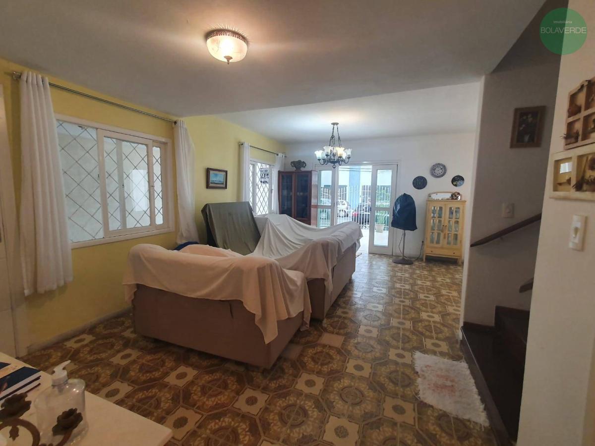 Casa à venda com 4 quartos, 240m² - Barra Norte,Balneário Camboriú