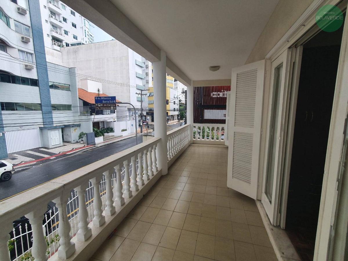 Casa à venda com 4 quartos, 240m² - Barra Norte,Balneário Camboriú