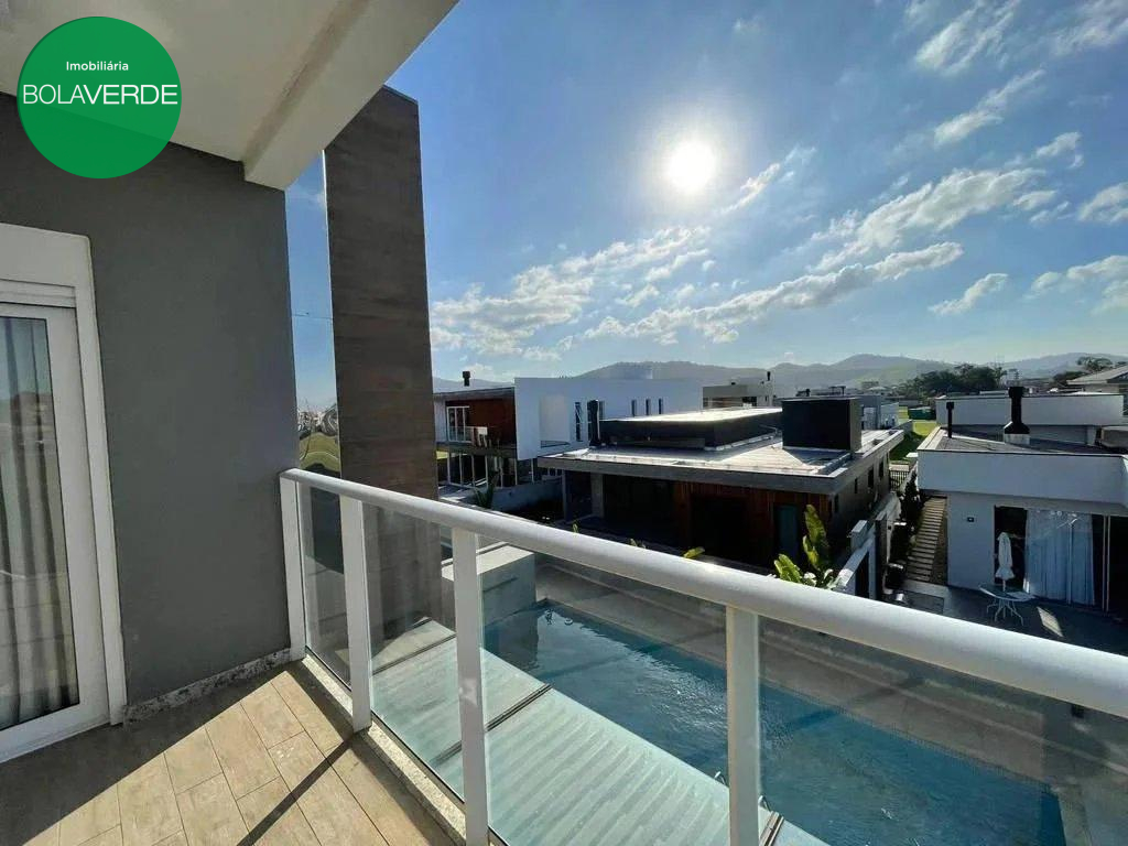 Casa de condomínio à venda com 3 quartos, 289m² - Santa Regina,Camboriú
