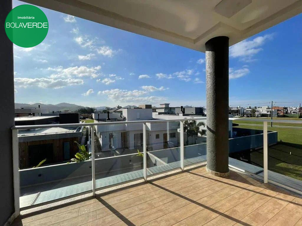 Casa de condomínio à venda com 3 quartos, 289m² - Santa Regina,Camboriú